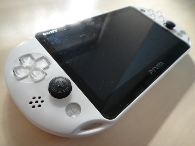 PS vita アナログスティックの交換: へなちょこ DIY